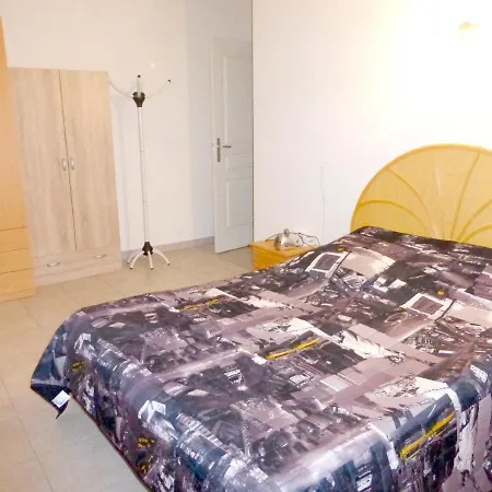 شقة De 2 Chambres A A 50 M De La Plage Avec Piscine Partagee Et Terrasse Amenagee