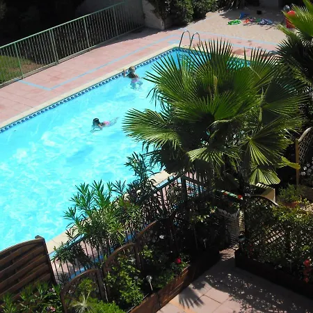 De 2 Chambres A A 50 M De La Plage Avec Piscine Partagee Et Terrasse Amenagee شقة