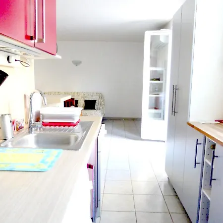 De 2 Chambres A A 50 M De La Plage Avec Piscine Partagee Et Terrasse Amenagee * آجد